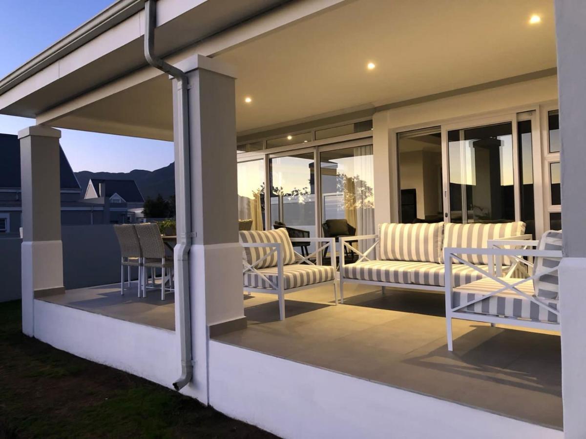 Holiday home Kingswood Hamlet No 5 *