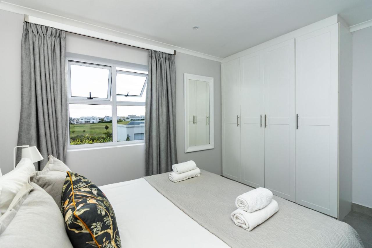 Kingswood Hamlet No 5 *